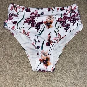 SHEIN bikini bottom size large